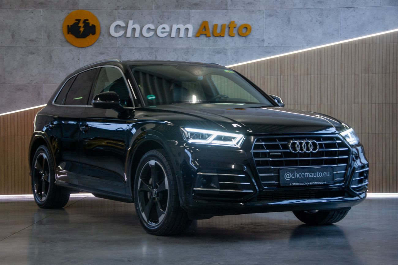 Detailed view of the car